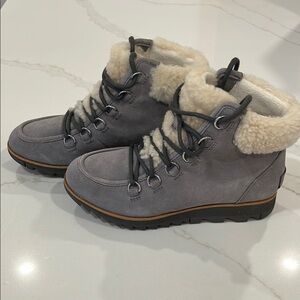 Sorel Harlow Gray and Cream Winter Boots with Plush Lining